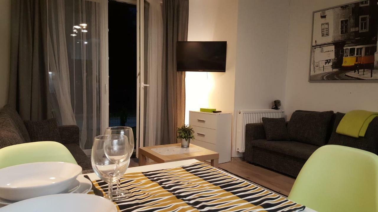 Lemon House Apartment Гданск Екстериор снимка